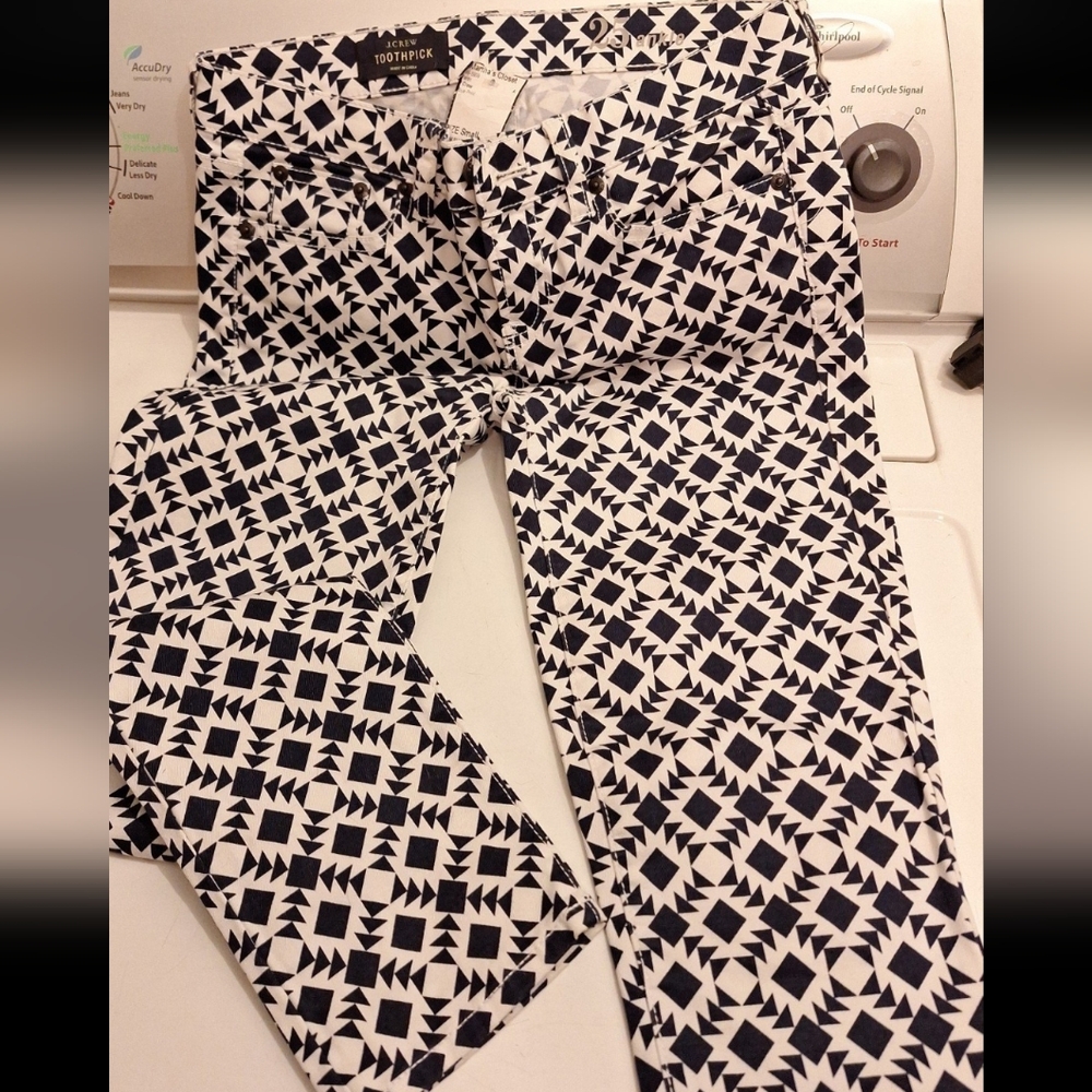 Brand new j.Crew toothpick pants size small. See pictures